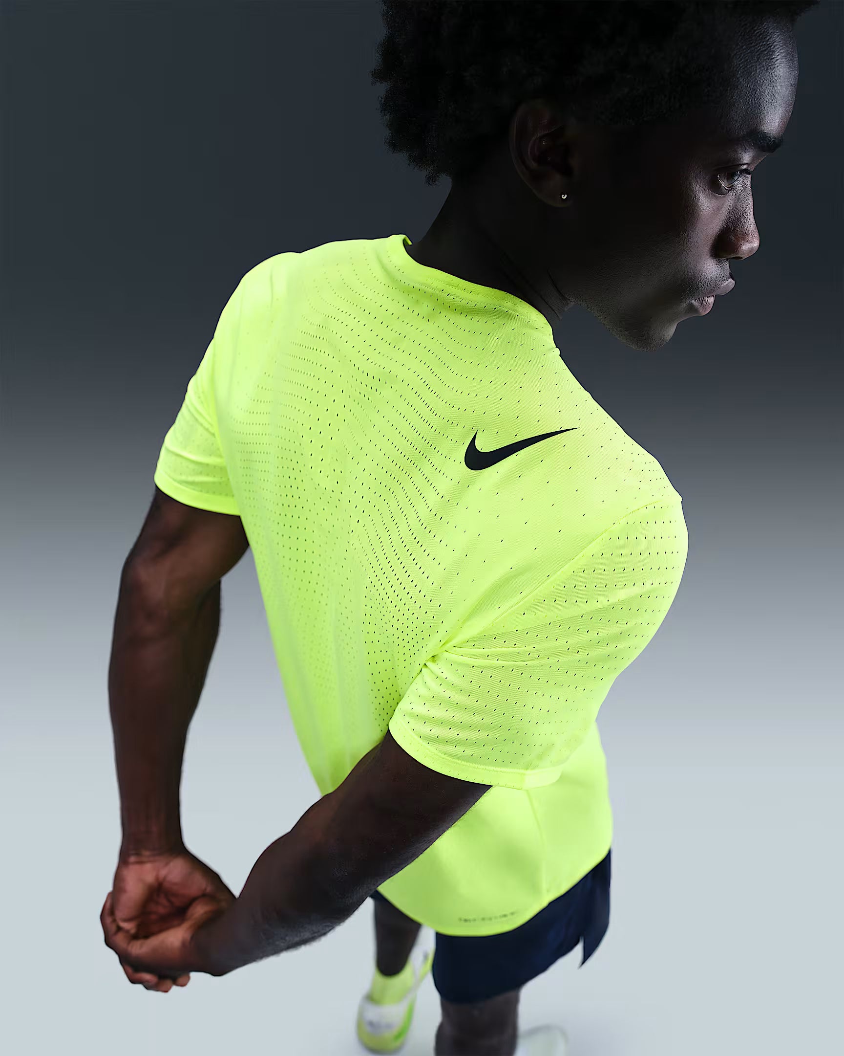 Nike AeroSwift Haut de running à manches courtes Dri-FIT ADV pour homme