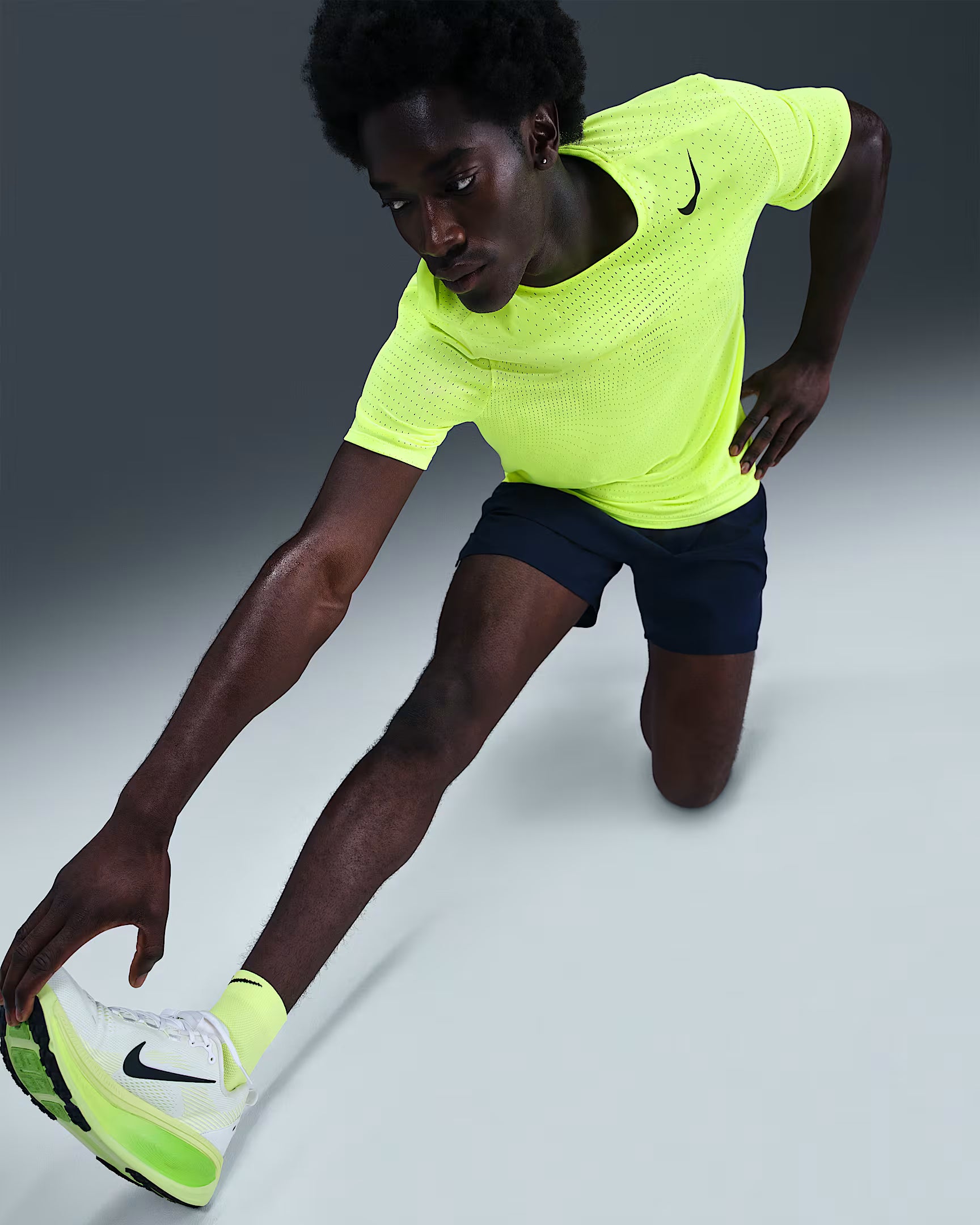 Nike AeroSwift Haut de running à manches courtes Dri-FIT ADV pour homme