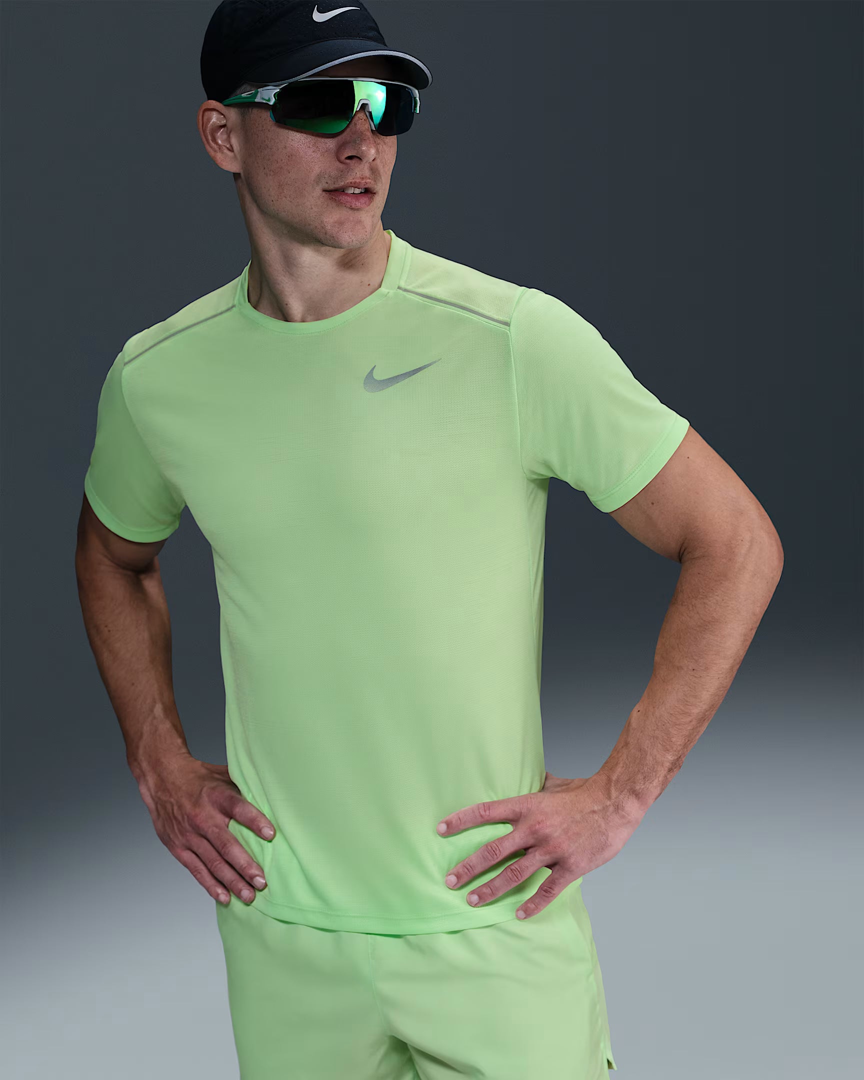 Nike Miler Haut de running à manches courtes pour homme