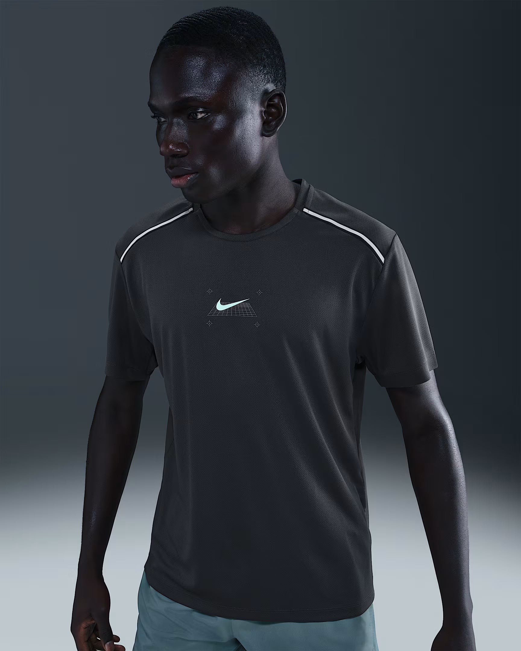 Nike Miler Haut de running à manches courtes pour homme