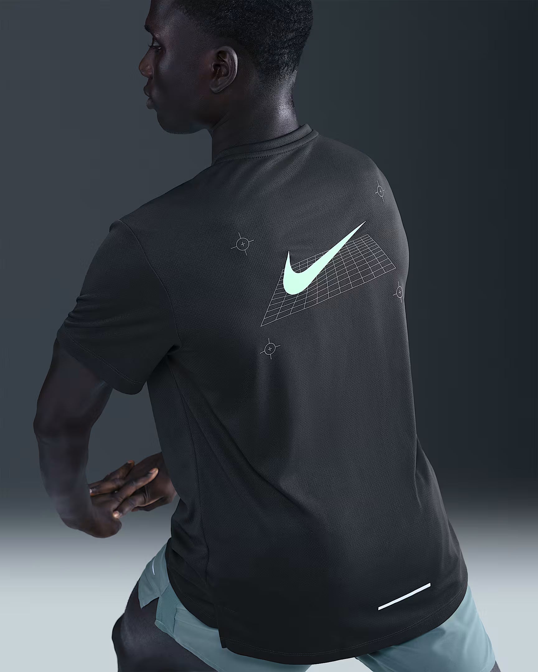 Nike Miler Haut de running à manches courtes pour homme