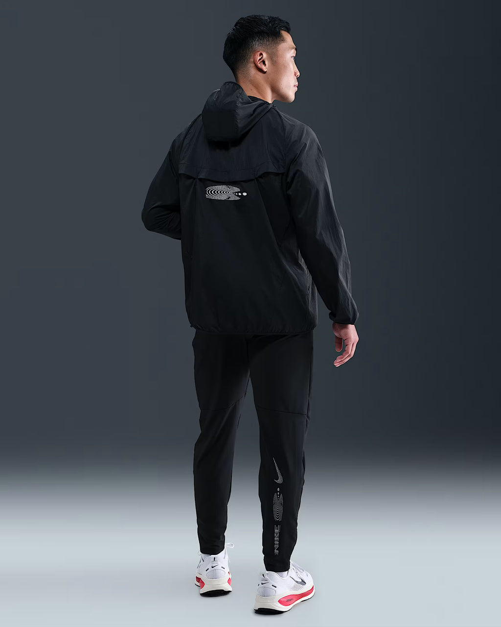 Nike Stride Veste de running déperlante avec protection UV pour homme
