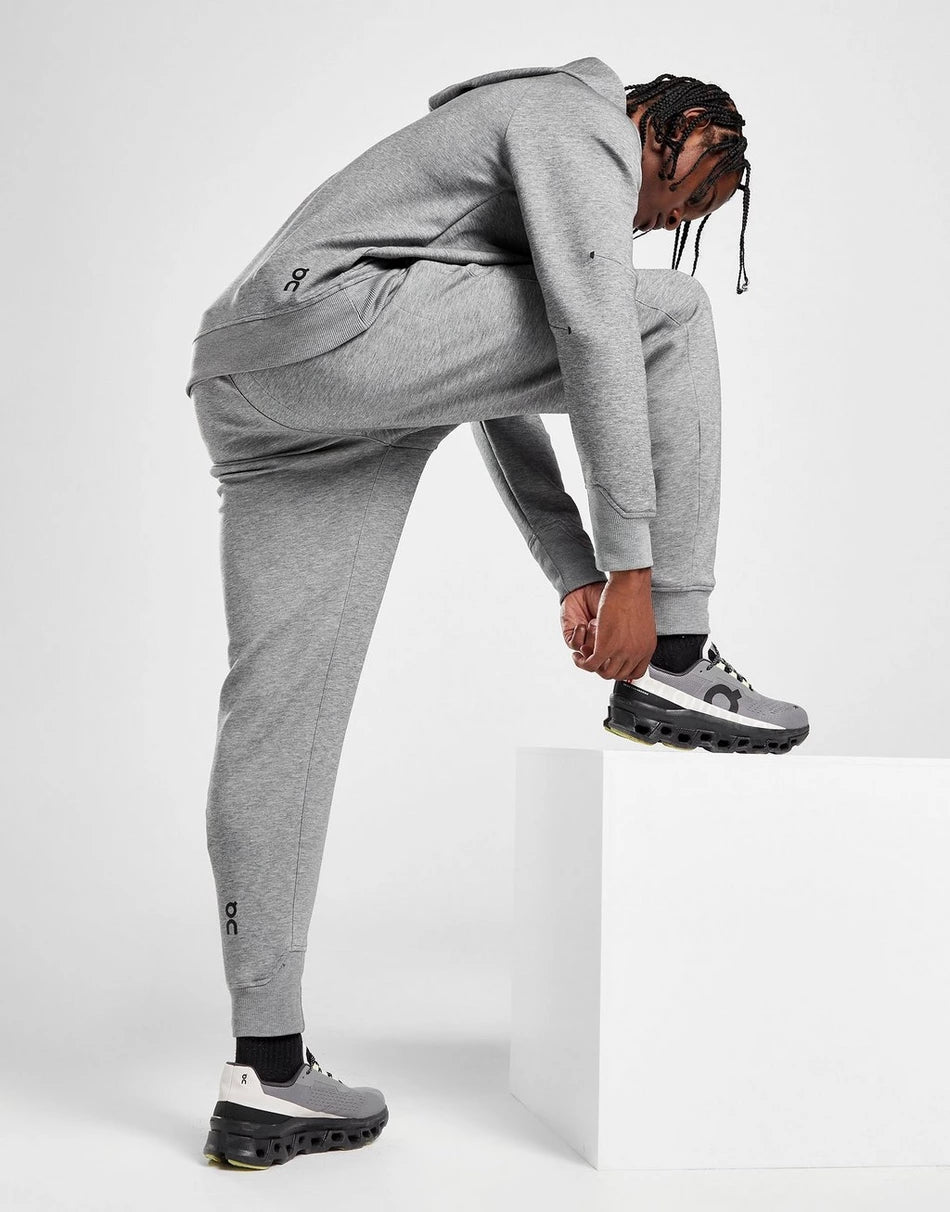 On tech Pantalons de Survêtement