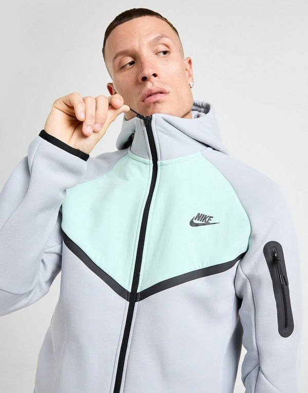 Nike Sweat à capuche zippé Tech Mix