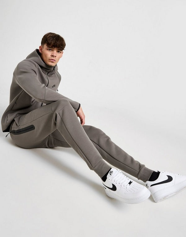 Nike Tech Fleece Joggers