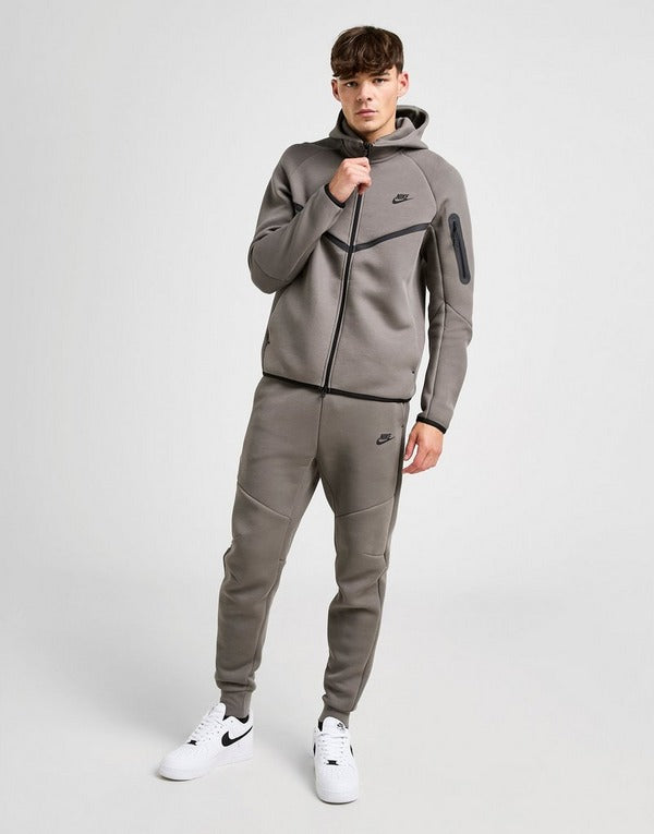 Nike Tech Fleece Joggers