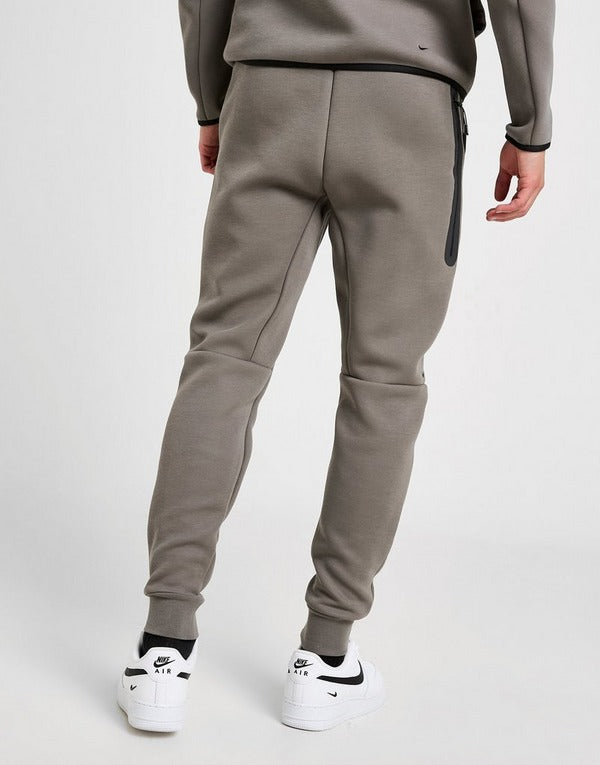 Nike Tech Fleece Joggers